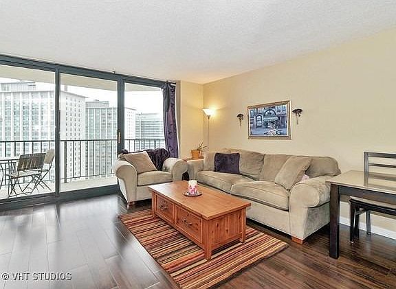 4th image of 3660 N Lake Shore Dr APT 2107