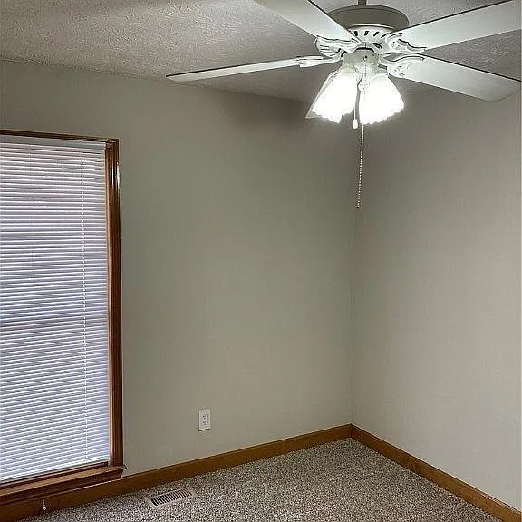 6636 Brookshire St — Photo 12
