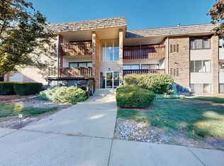 1235 S Maple Rd APT 101, Ann Arbor, MI 48103