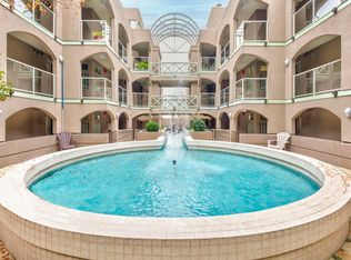 1082 W 8th Ave #204, Vancouver, BC V6H 1C4