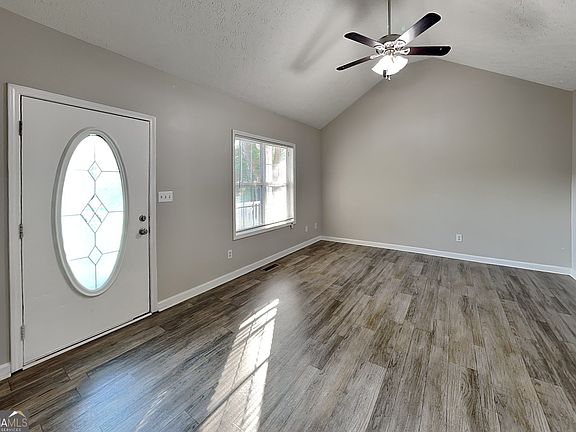 2nd image of 105 Copper Mine Ln