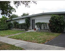 2nd image of 1960 NE 186th Dr
