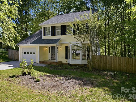 2nd image of 110 Southwick Ct