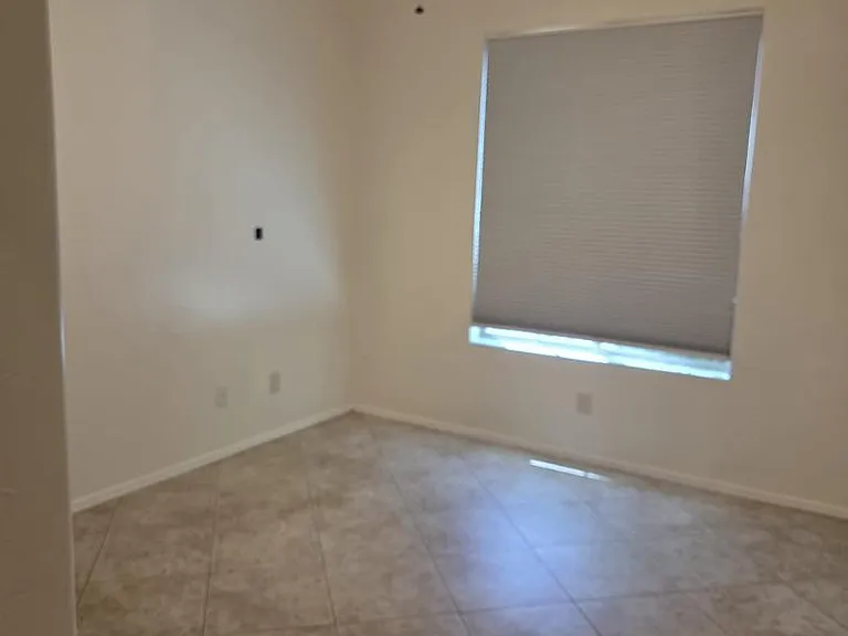 1828 E Beverly Rd — Photo 9