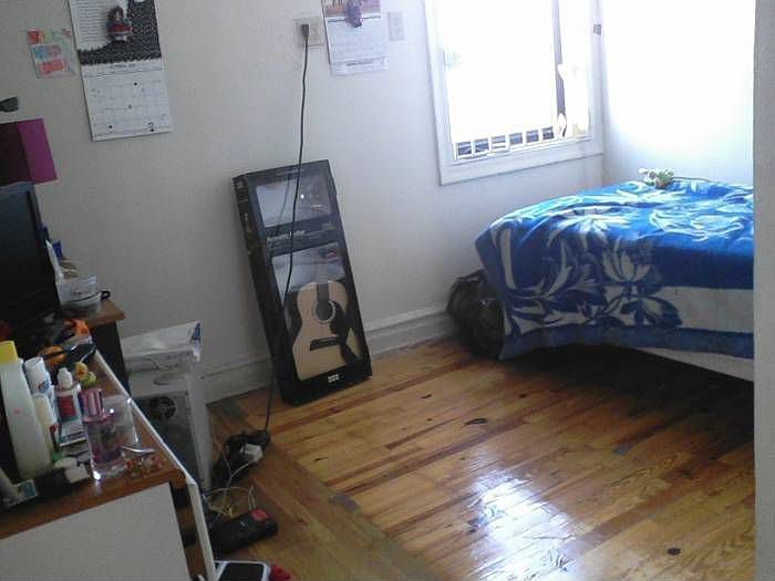 Smaller bedroom