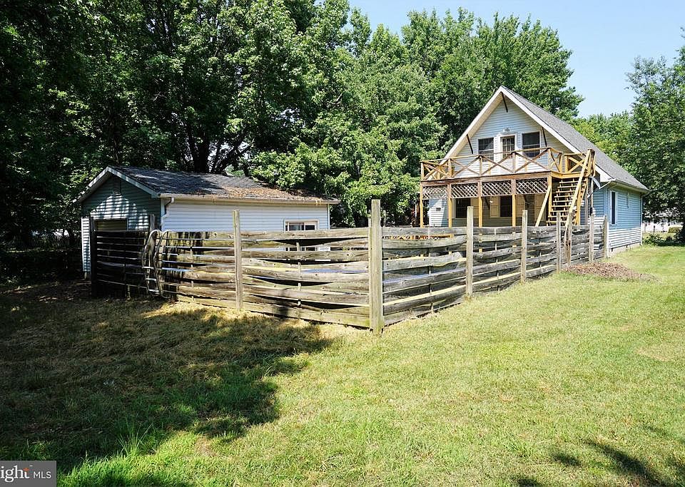 2nd image of 639 Chester River Beach Rd