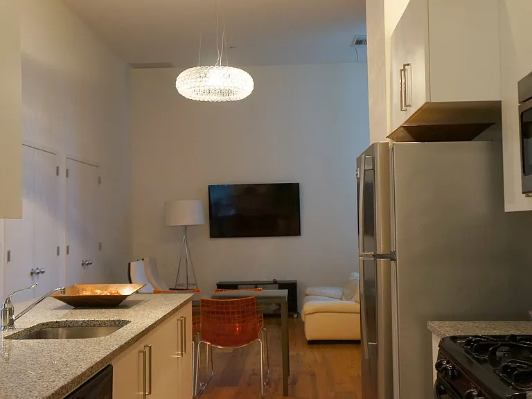 220 W 148th St #3B — Photo 15