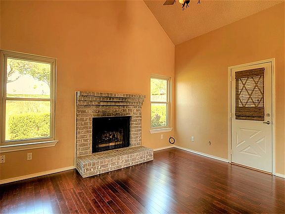 3rd image of 9715 Lea Shore Ct