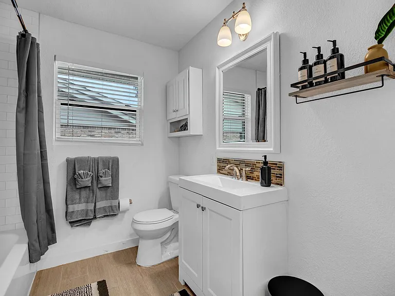 5918 Lattimer Dr — Photo 34