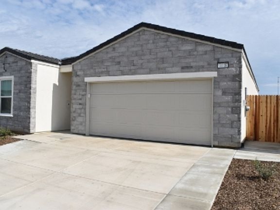 4th image of 4448 N San Miguel Ave