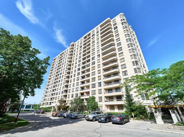 1000 The Esplanade N #1411, Pickering, ON L1V 6V4