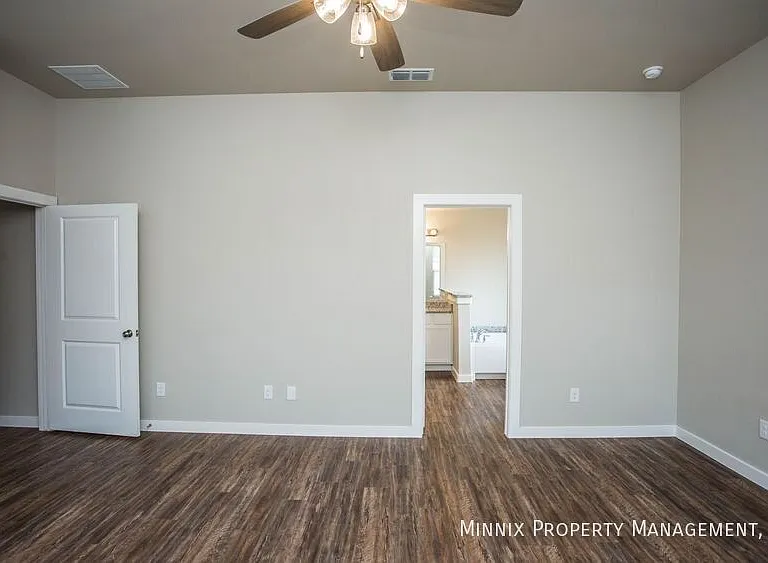 2150 Kirksey Ave — Photo 29