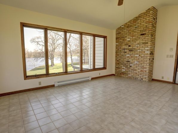 19303 Orwell Ave N, Marine On Saint Croix, MN 55047