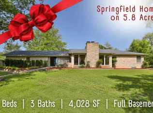 2225 N Plainview Avenue, Springfield, MO 65803