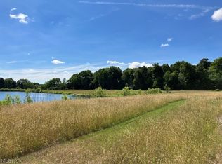 Taylor May Rd, Chagrin Falls, OH 44023