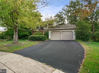 9101 Rural Plains Pl, Springfield, VA 22153