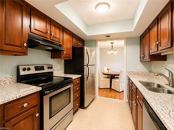 3rd image of 100 Burnt Bridge Way APT C