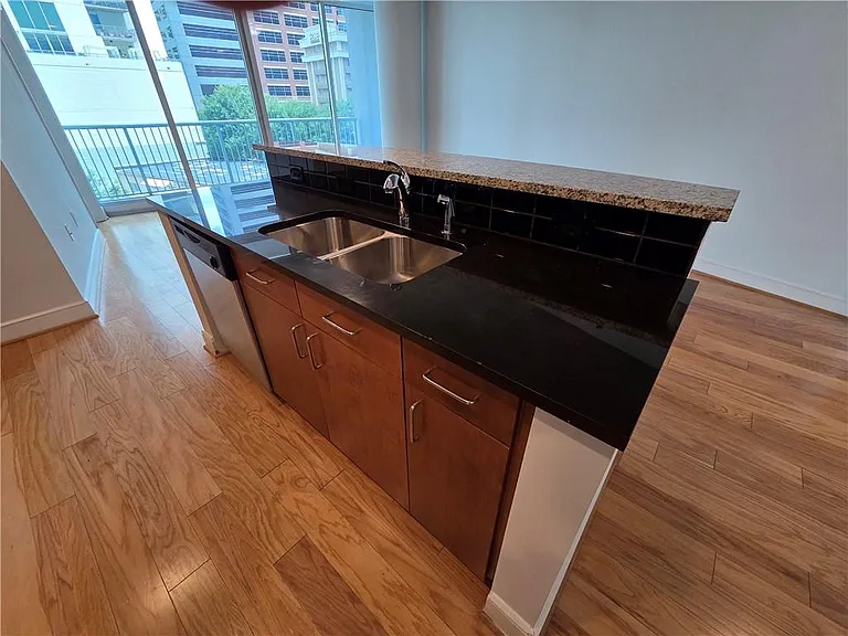 44 Peachtree Pl NE #730 — Photo 4