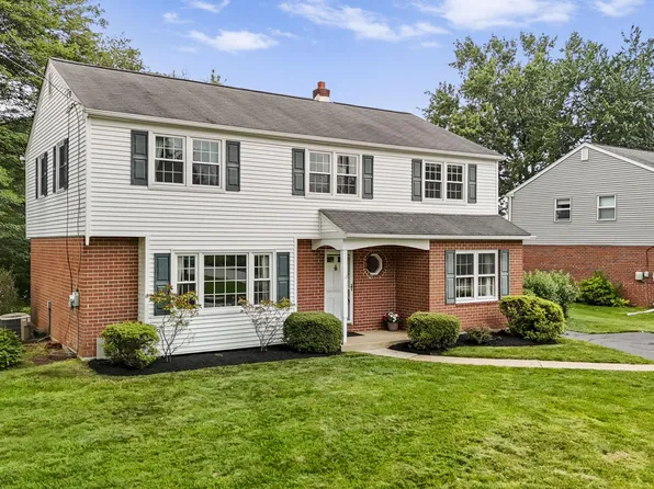 3010 Sheffield Dr, Plymouth Meeting, PA 19462