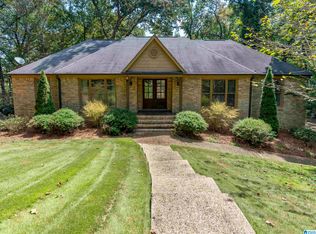 1191 Riverchase Pkwy W, Hoover, AL 35244