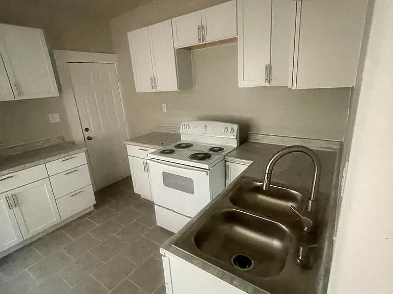 4047 Carter St #1DOWN — Photo 9