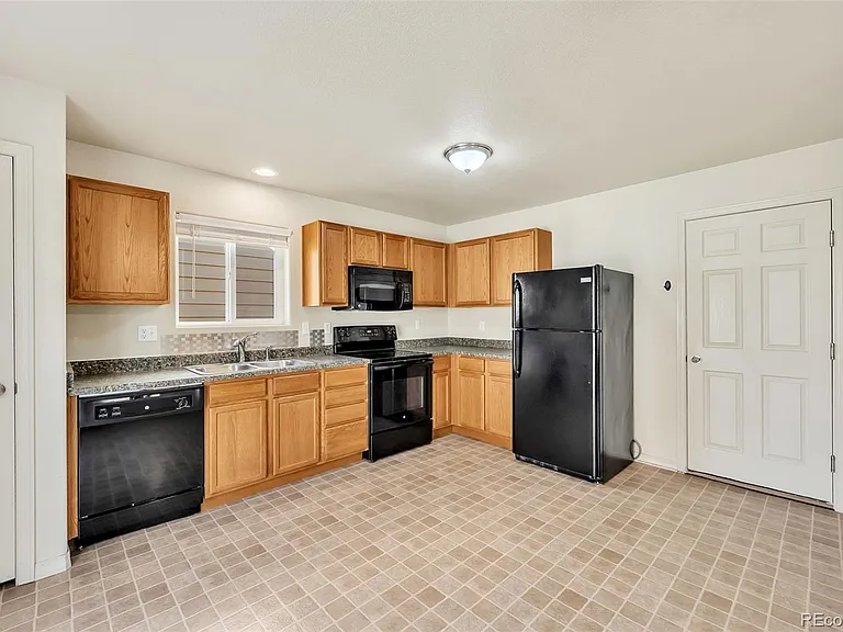 2274 Shady Aspen Dr — Photo 9