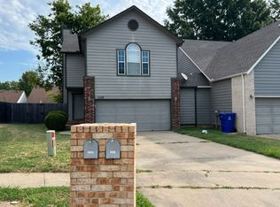 1120 W Florence Ct, Broken Arrow, OK 74011