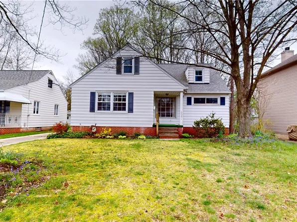 2291 Green Ridge Dr, Wickliffe, OH 44092