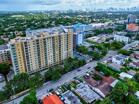 5th image of 3500 Coral Way APT 814