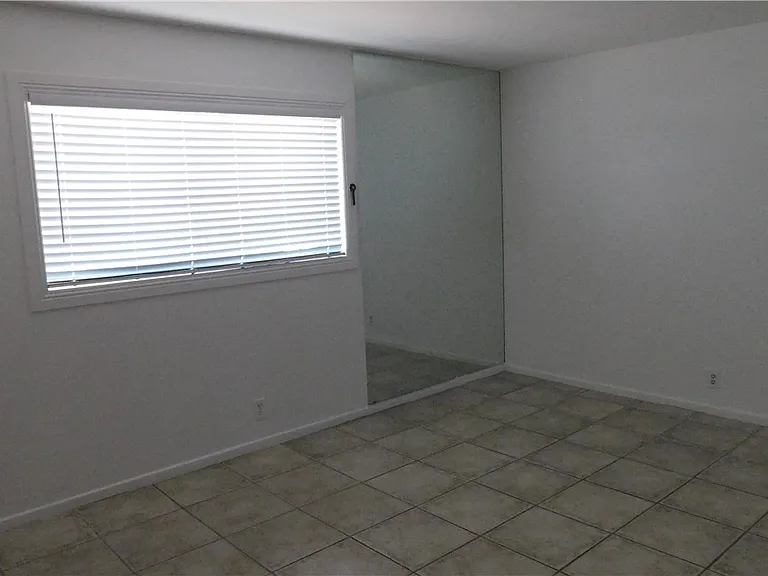 565 S Royal Crest Cir #13 — Photo 14
