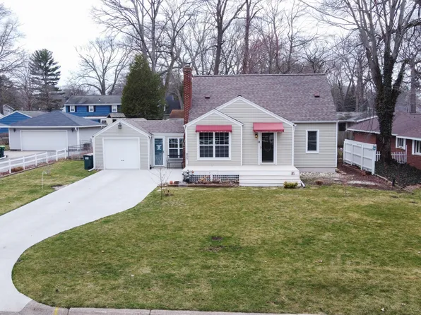 827 Garber Rd, Muskegon, MI 49445