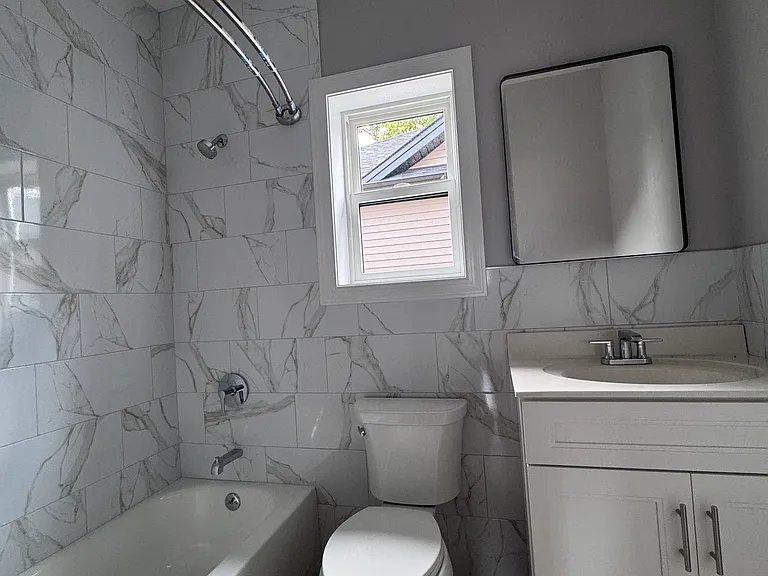 259 Caswell Ave #2 — Photo 11