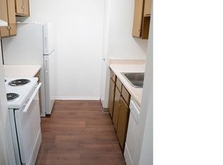 727 Green Rd APT 525, Ypsilanti, MI 48198