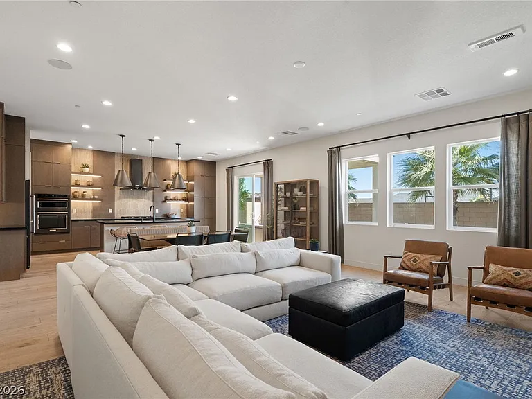 10125 Sequoia Glen Ave — Photo 11