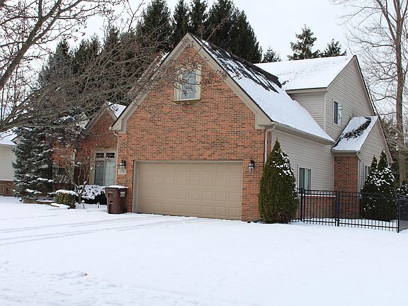 2nd image of 12361 Spenser Ln