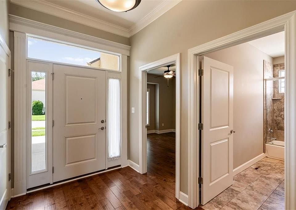 1348 NE Timbercreek Dr, Lees Summit, MO 64086 | Zillow