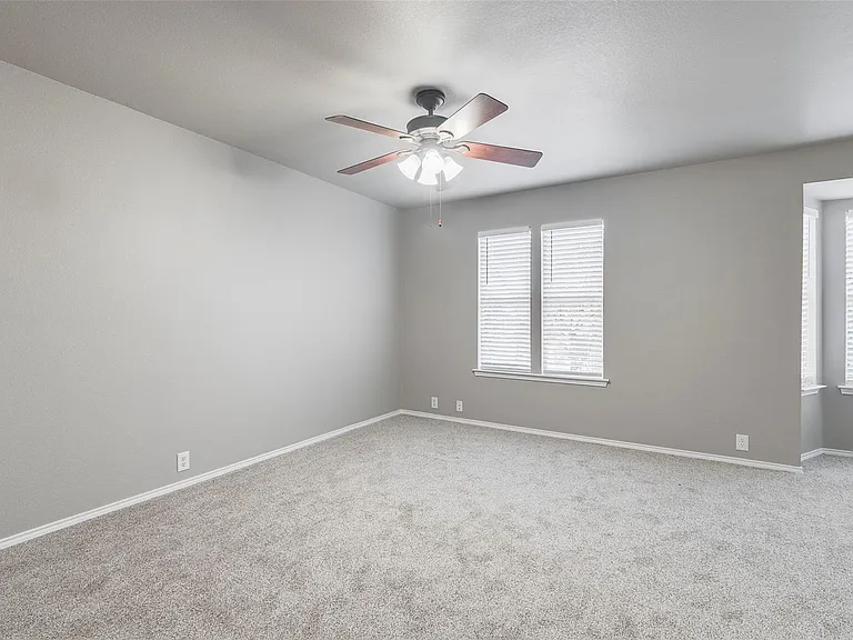 10652 Astor Dr — Photo 15
