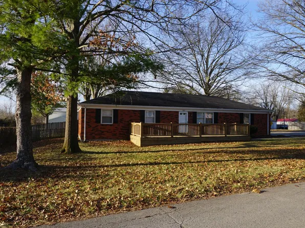 204 Hoffman Ln, La Grange, KY 40031