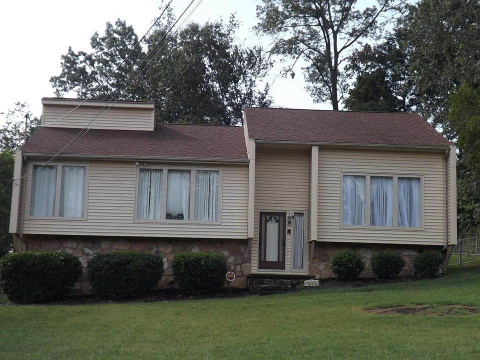1st image of 10623 Alameda Dr
