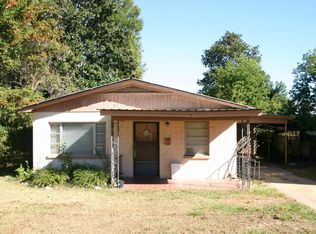 112 Midway St, Bonifay, FL 32425