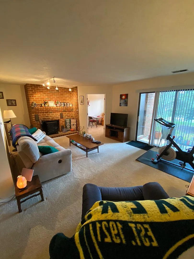 1 bed, 890 sqft, $1,399 — Photo 4