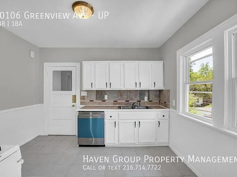 10106 Greenview Ave #UP — Photo 11
