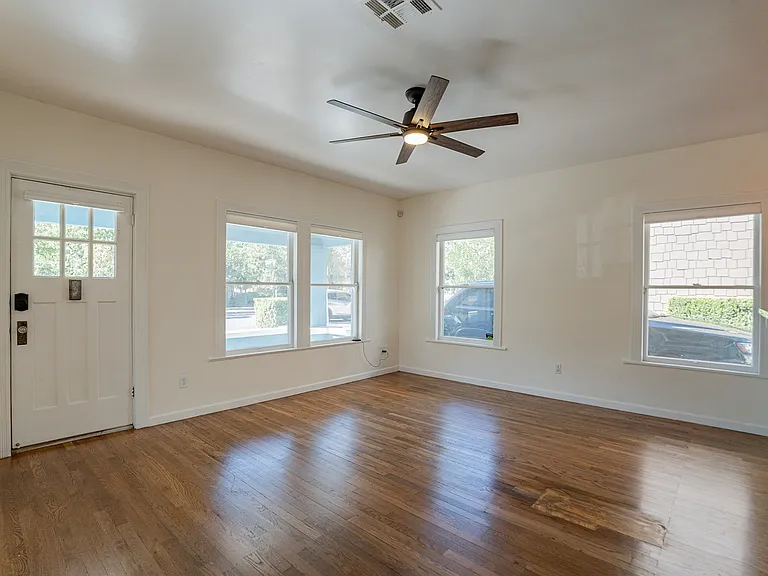 959 S Ash Ave #959 — Photo 7
