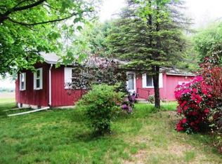 57 Roosevelt St, Hadley, MA 01035