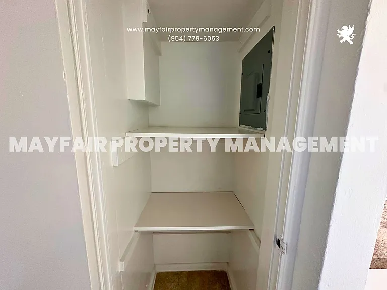 306 2nd Ave S #9 — Photo 9
