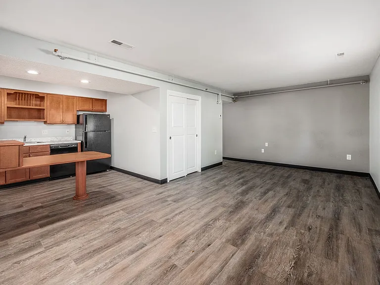 ReVi Columbus East — Photo 5