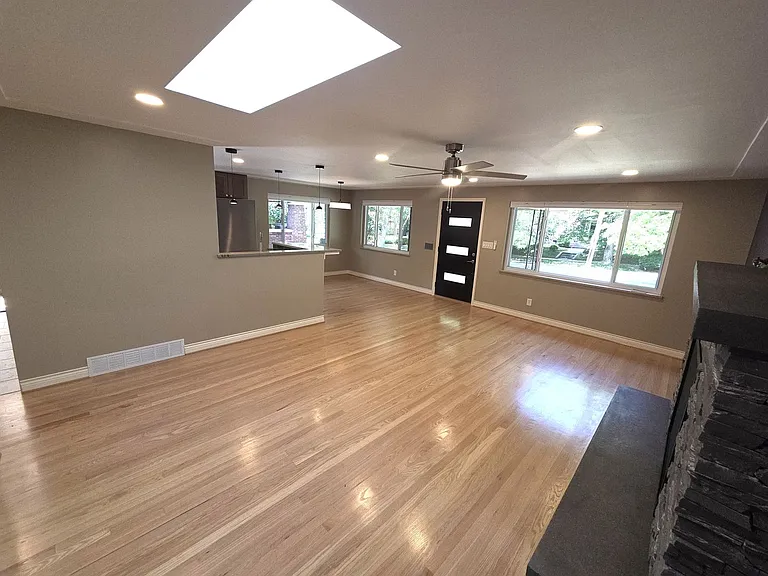 760 Josephine St — Photo 7