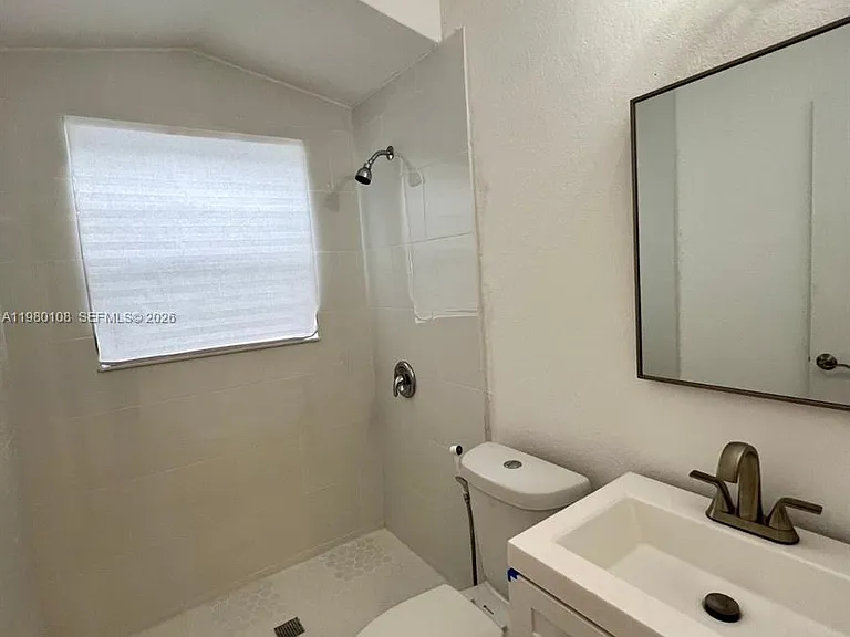 1900 Calais Dr #1904 — Photo 7