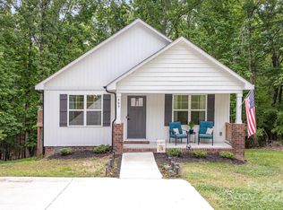 409 Woodcrest Ln, Albemarle, NC 28001