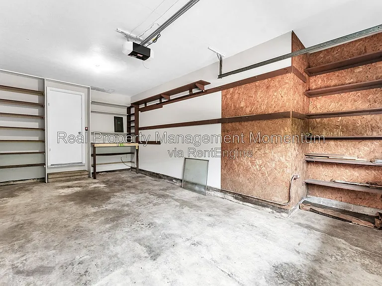 2105 S Barcliff Ave — Photo 22